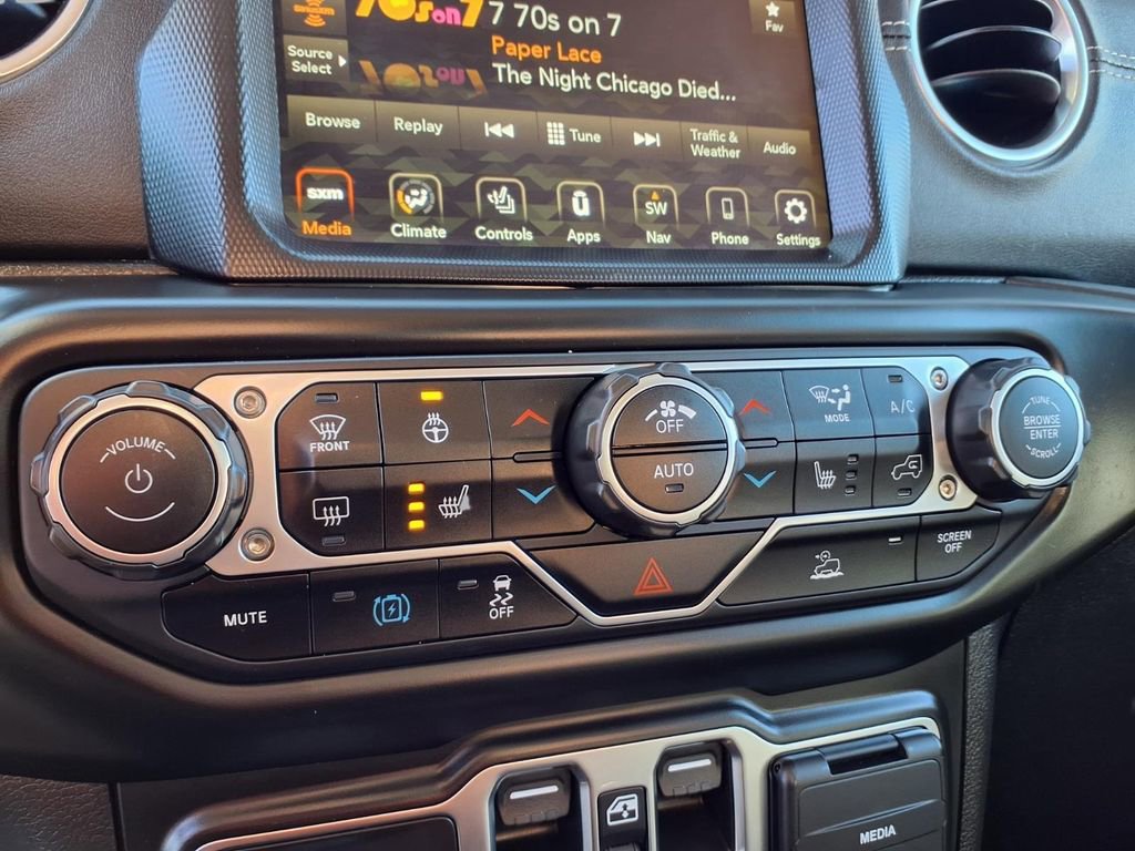 Certified 2023 Jeep Wrangler Unlimited Sahara w/ Cold Weather Group image 8