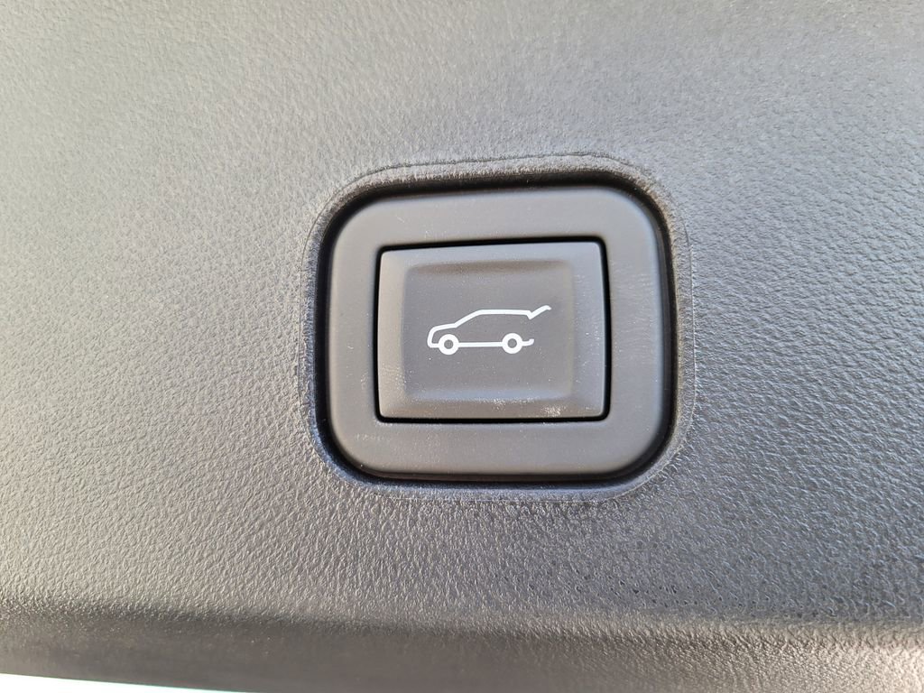 New 2025 Cadillac Lyriq Sport image 10