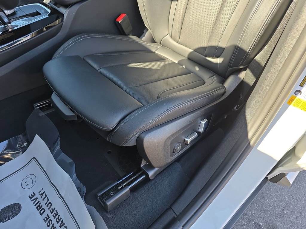 Used 2023 BMW X3 sDrive30i w/ Convenience Package image 33