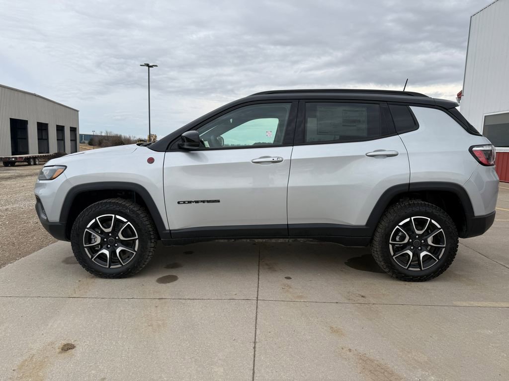 New 2026 Jeep Compass Trailhawk image 8