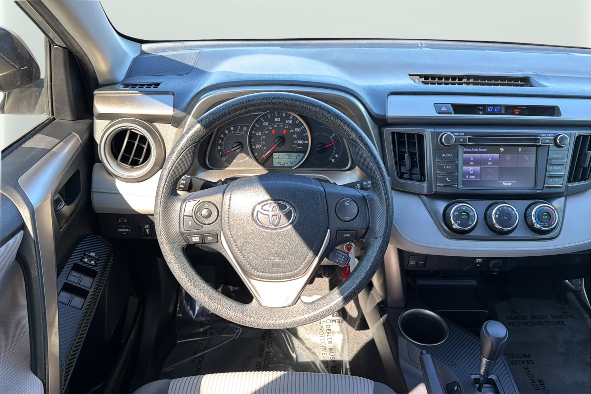 Used 2014 Toyota RAV4 LE FWD image 16