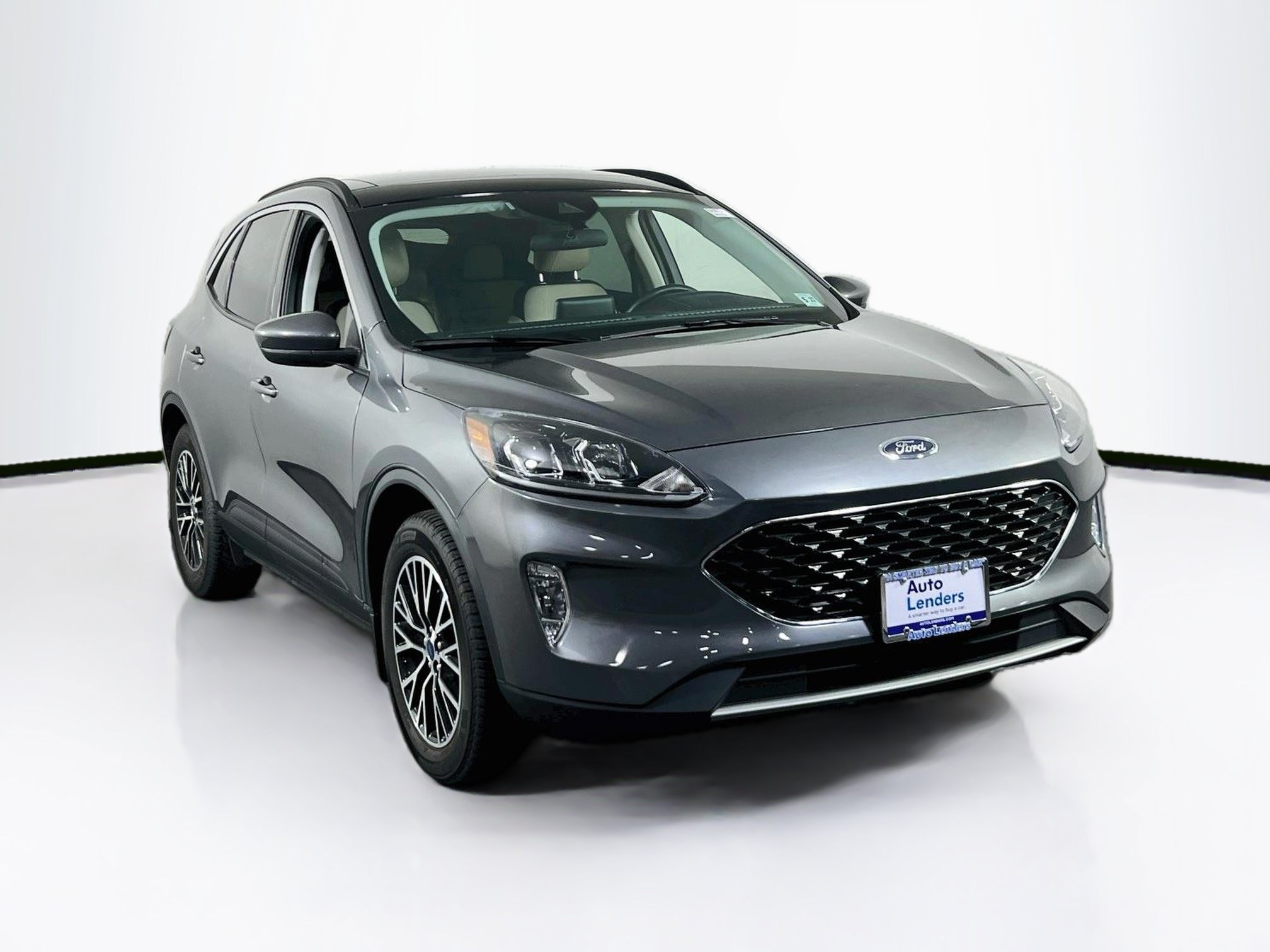 Used 2022 Ford Escape SEL w/ Technology Package FWD image 3