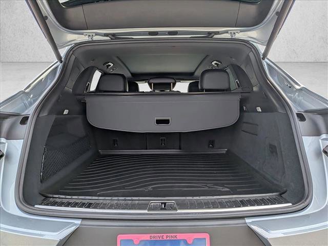 Used 2025 Porsche Cayenne image 7