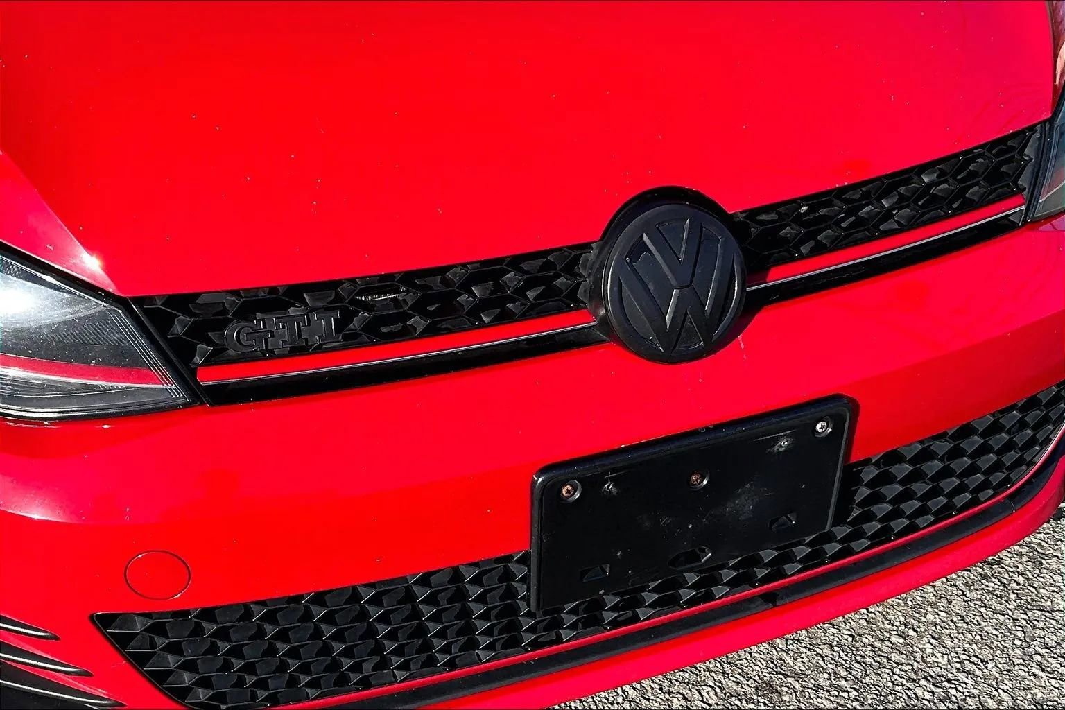 Used 2017 Volkswagen GTI Sport image 26