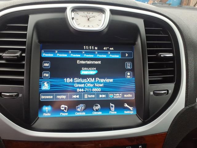 Used 2014 Chrysler 300 image 17