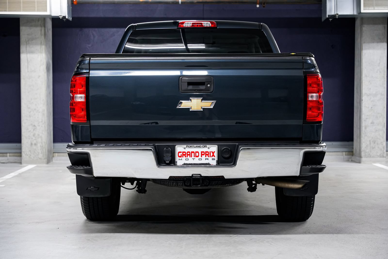 Used 2017 Chevrolet Silverado 1500 LT w/ All Star Edition AWD/4WD image 4