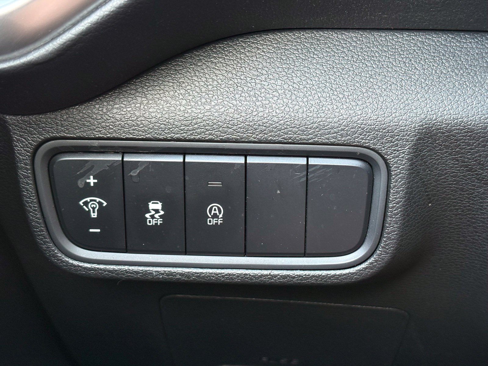 Used 2024 Kia Soul LX FWD image 17