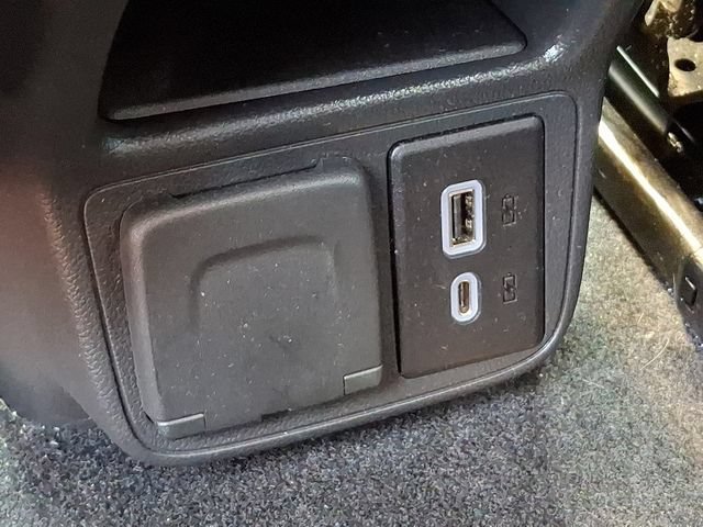 Used 2023 Chevrolet TrailBlazer LT w/ Convenience Package AWD/4WD image 22