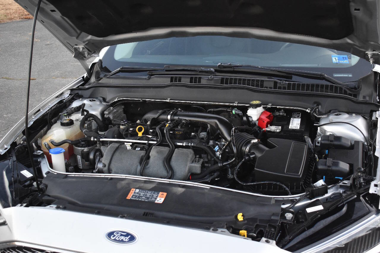 Used 2019 Ford Fusion Titanium AWD/4WD image 34