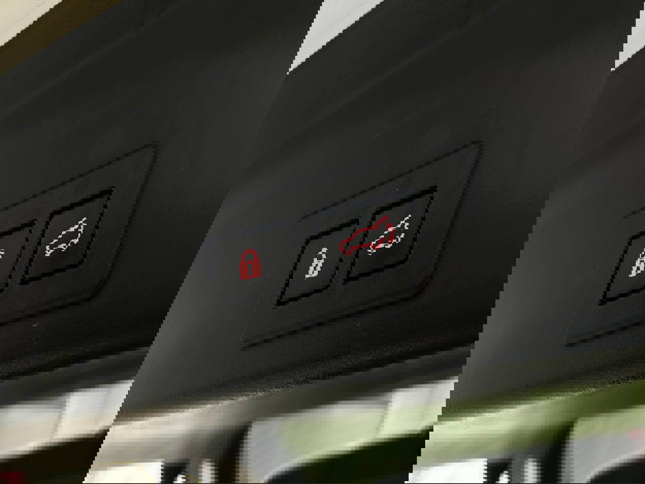 Used 2021 Subaru Ascent Limited w/ Technology Package image 39