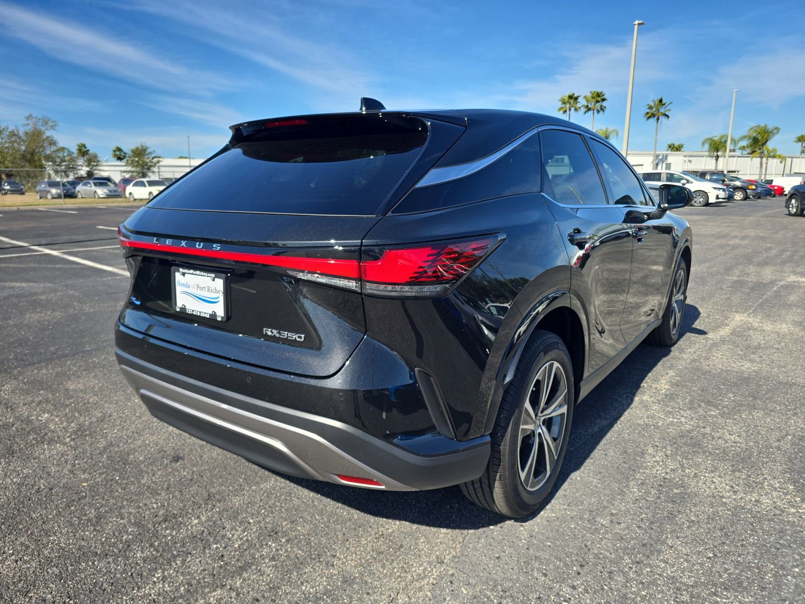 Used 2024 Lexus RX 350 FWD w/ Technology Package image 4