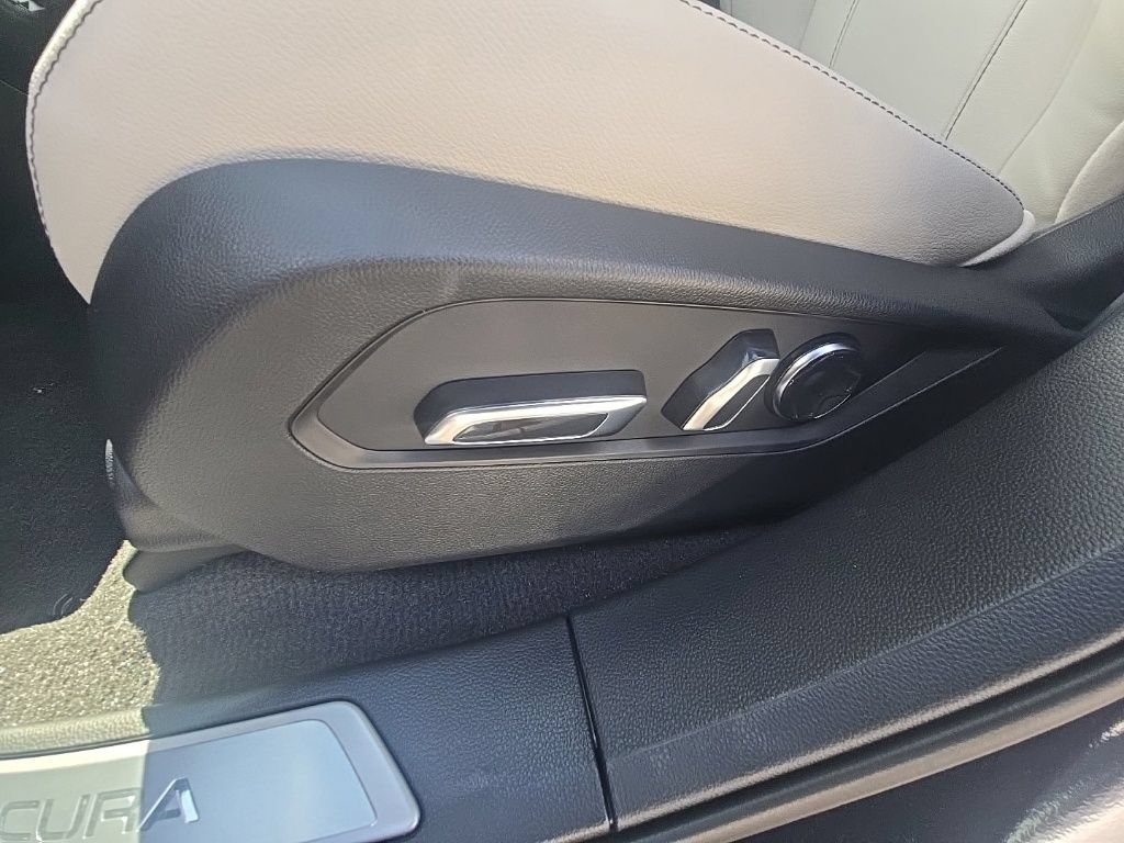 New 2026 Acura RDX SH-AWD image 13