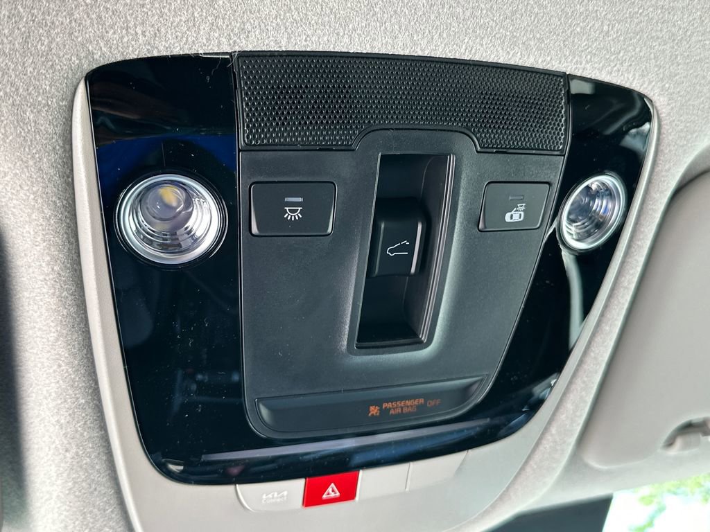 New 2026 Kia Niro SX Touring FWD image 28