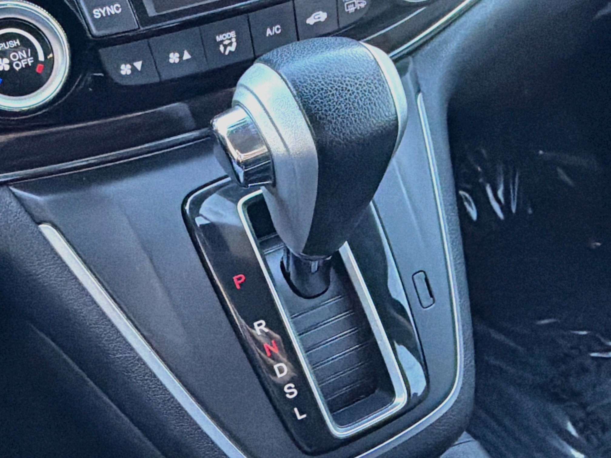 Used 2016 Honda CR-V EX-L image 24