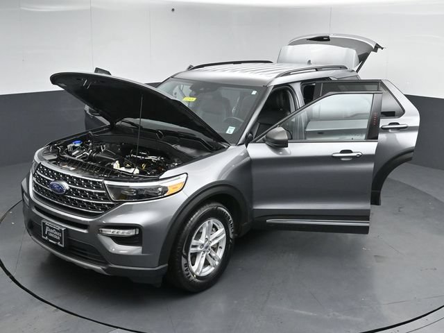 Certified 2021 Ford Explorer XLT w/ Equipment Group 202A AWD/4WD image 54