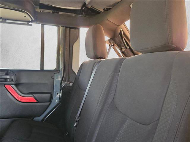 Used 2015 Jeep Wrangler Unlimited Sport AWD/4WD image 13