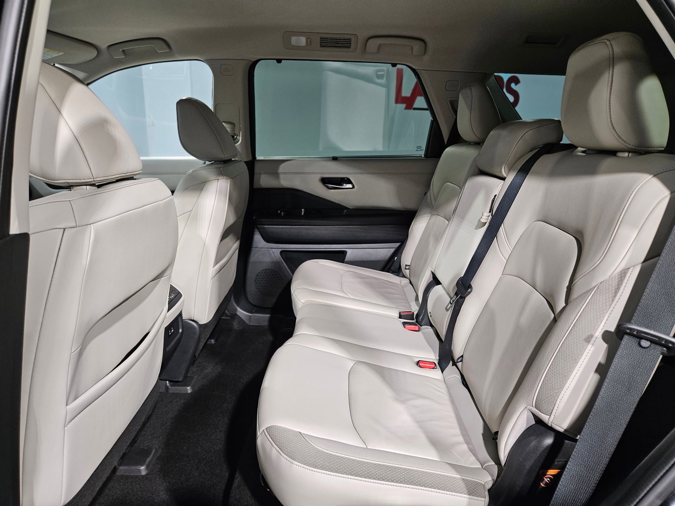 Used 2022 Nissan Pathfinder SL image 35