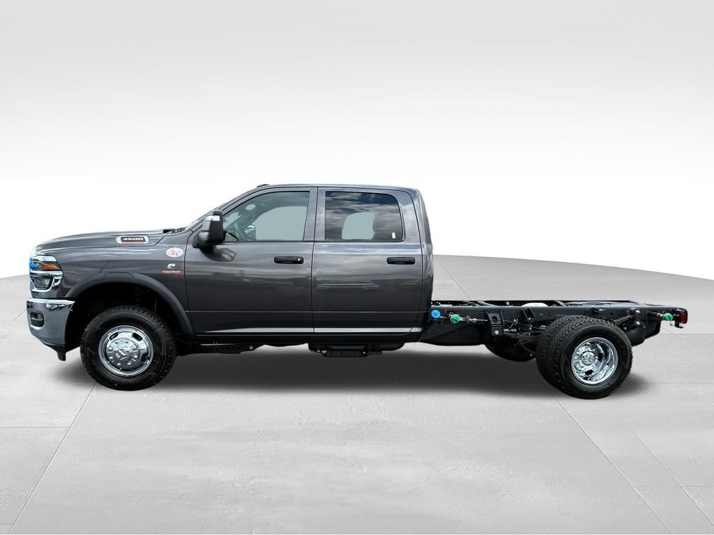 New 2026 RAM 3500 Tradesman AWD/4WD image 2