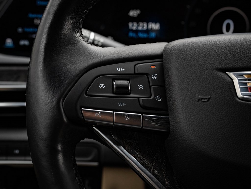 Used 2021 Cadillac Escalade ESV Premium Luxury image 31