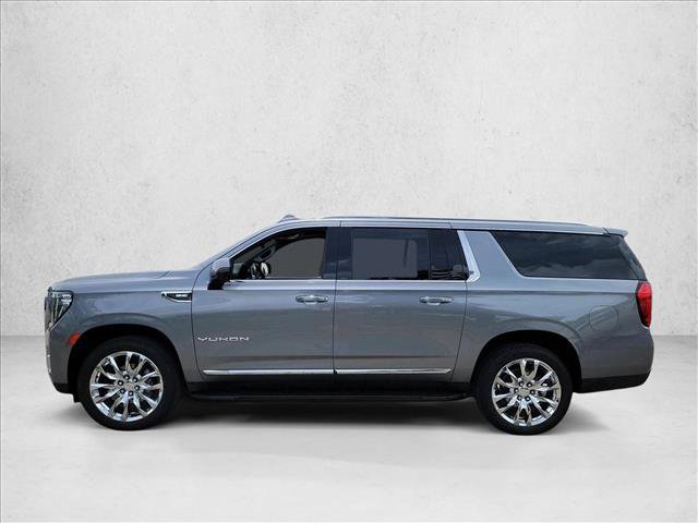 Used 2022 GMC Yukon XL SLT w/ SLT Premium Package AWD/4WD image 8