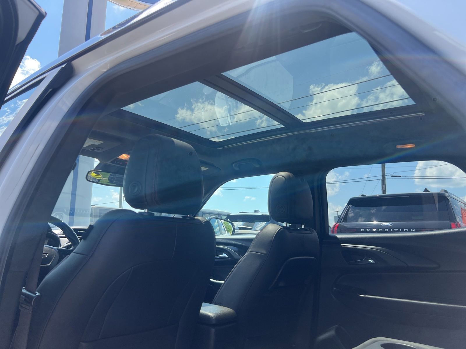 Used 2021 Chevrolet TrailBlazer RS w/ Sun and Liftgate Package FWD image 46