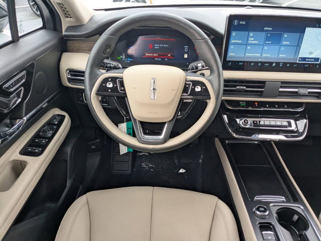 New 2026 Lincoln Corsair Grand Touring image 16