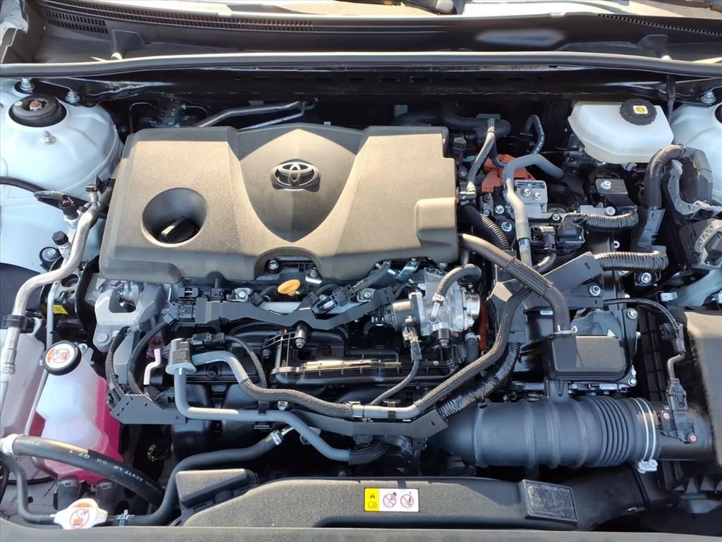 Used 2025 Toyota Camry LE image 30