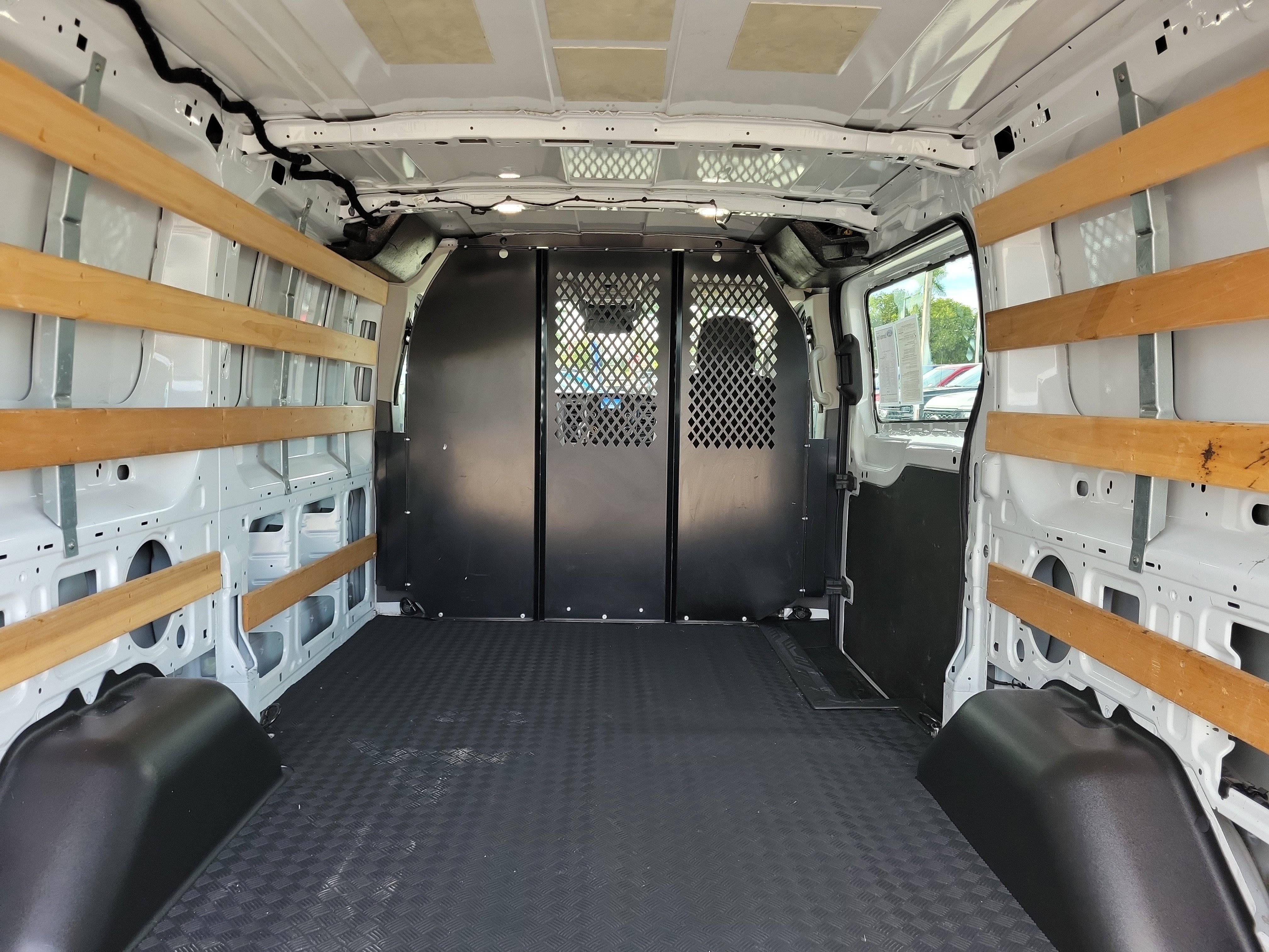 Used 2024 Ford Transit 250 Low Roof w/ Exterior Upgrade Package image 13