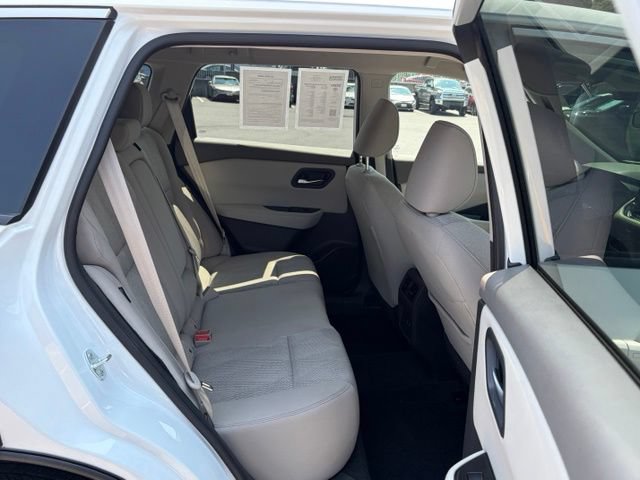 Certified 2025 Nissan Rogue SV AWD/4WD image 31