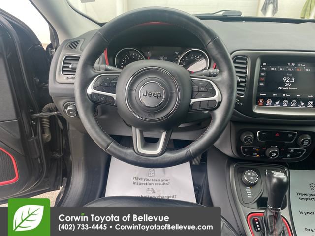 Used 2019 Jeep Compass Trailhawk w/ Cold Weather Group AWD/4WD image 21