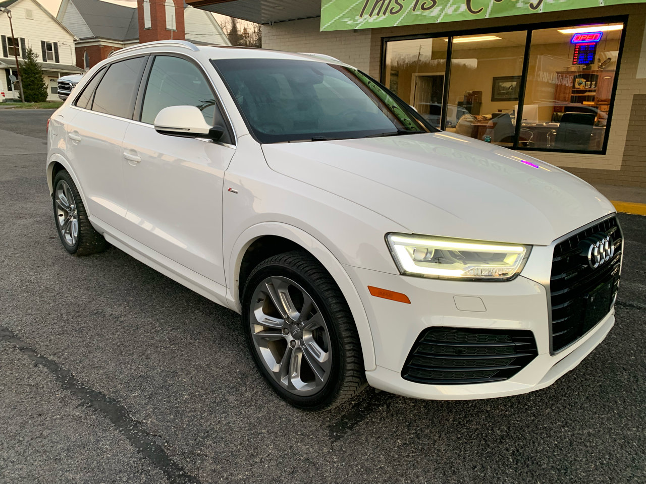 Used 2016 Audi Q3 2.0T Prestige image 6