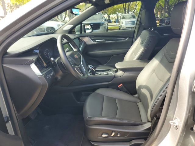 Certified 2023 Cadillac XT5 Premium Luxury w/ Technology Package FWD image 17