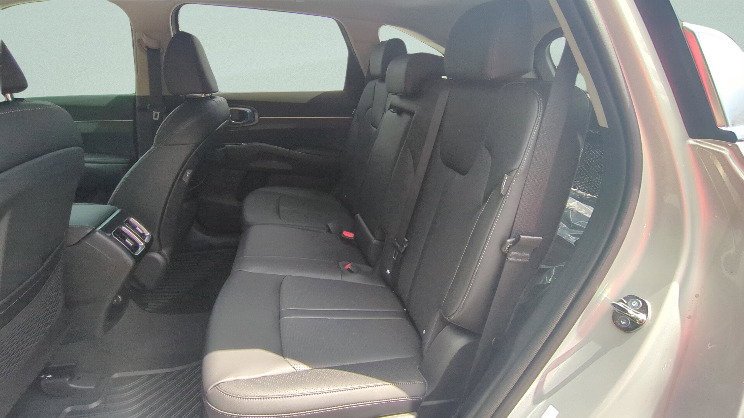 New 2026 Kia Sorento S image 13