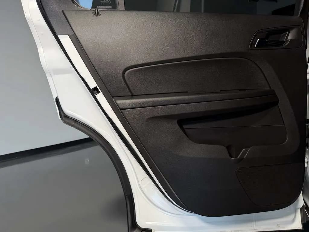 Used 2013 Chevrolet Equinox LTZ AWD/4WD image 16
