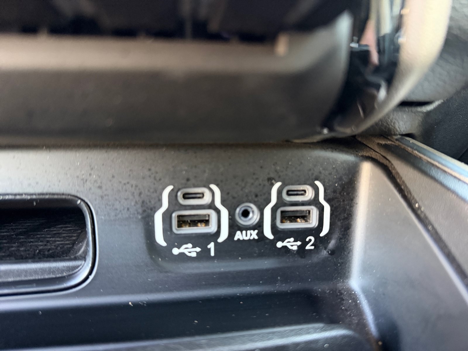 Used 2024 RAM 2500 Laramie AWD/4WD image 31