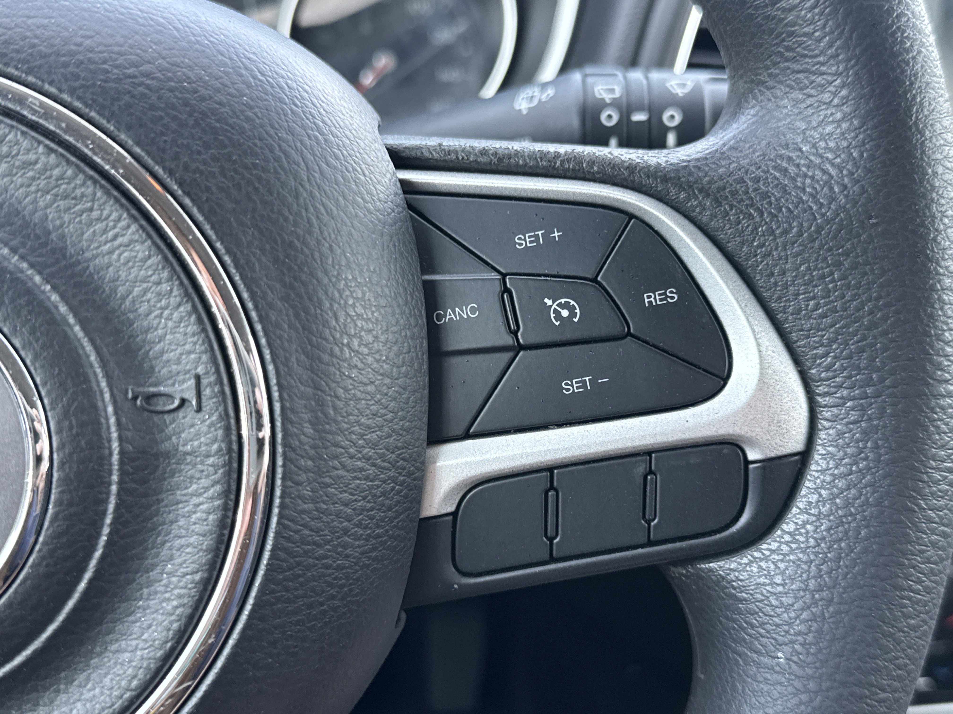 Used 2020 Jeep Compass Sport image 15