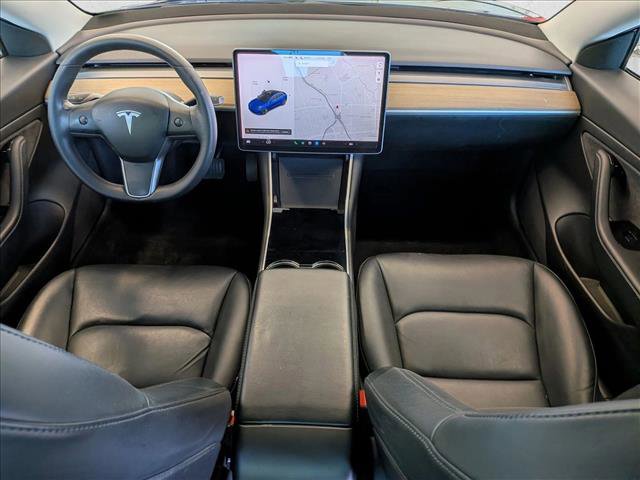 Used 2020 Tesla Model 3 Standard Range Plus RWD image 17