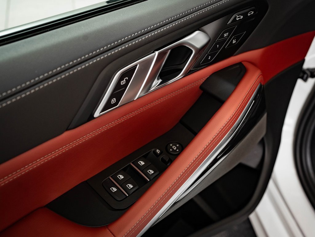 New 2026 BMW X6 xDrive40i w/ Climate Comfort Package image 29