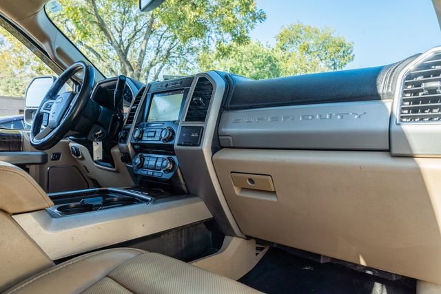 Used 2018 Ford F350 Lariat w/ Lariat Value Package AWD/4WD image 48