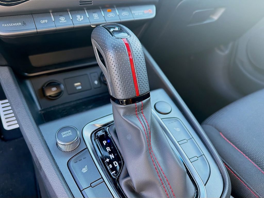 Used 2022 Hyundai Kona N Line image 20