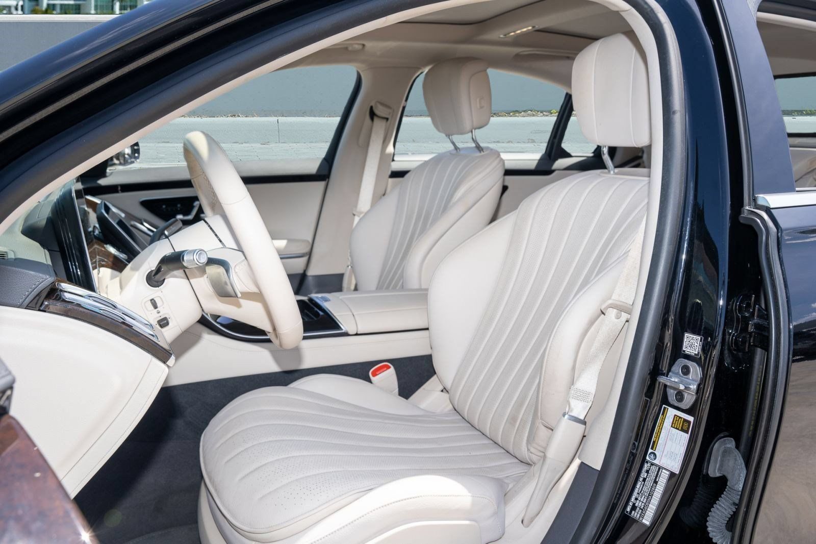 Used 2022 Mercedes-Benz S 500 4MATIC image 16