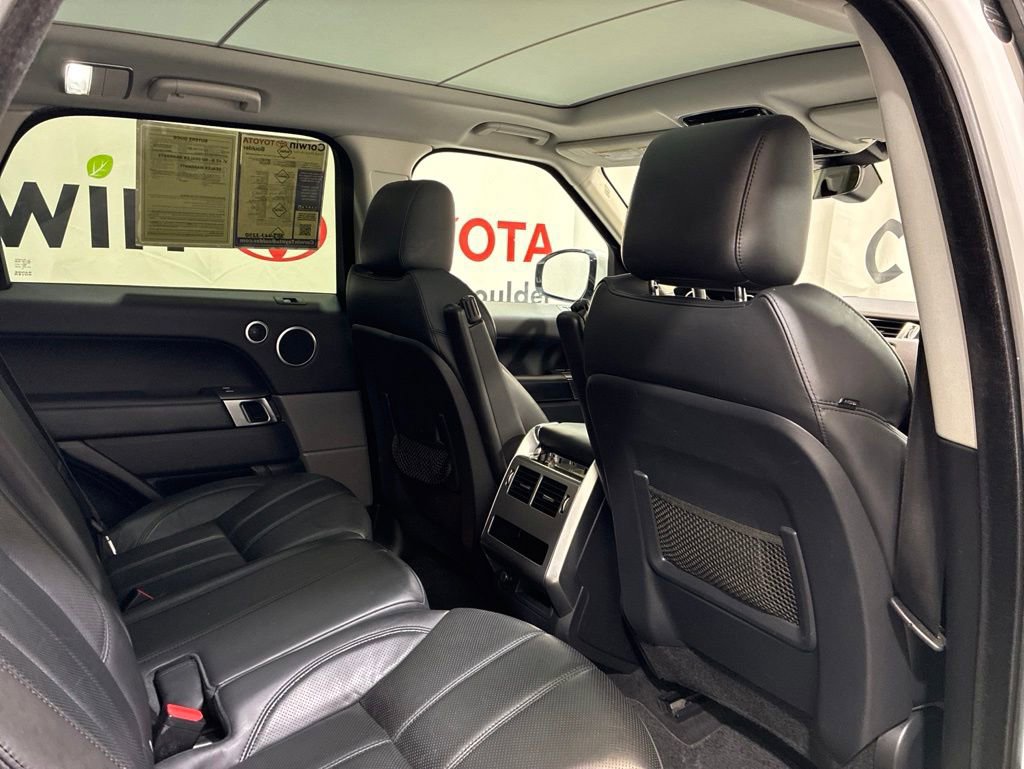 Used 2017 Land Rover Range Rover Sport HSE AWD/4WD image 16