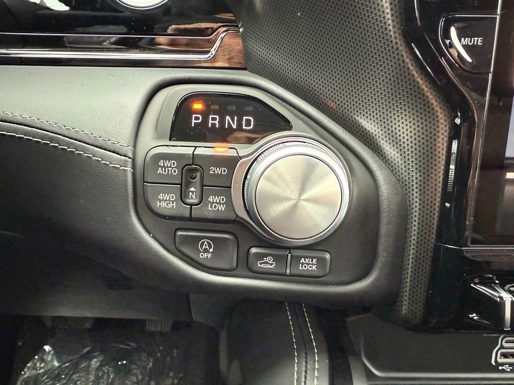 New 2026 RAM 1500 Limited image 24
