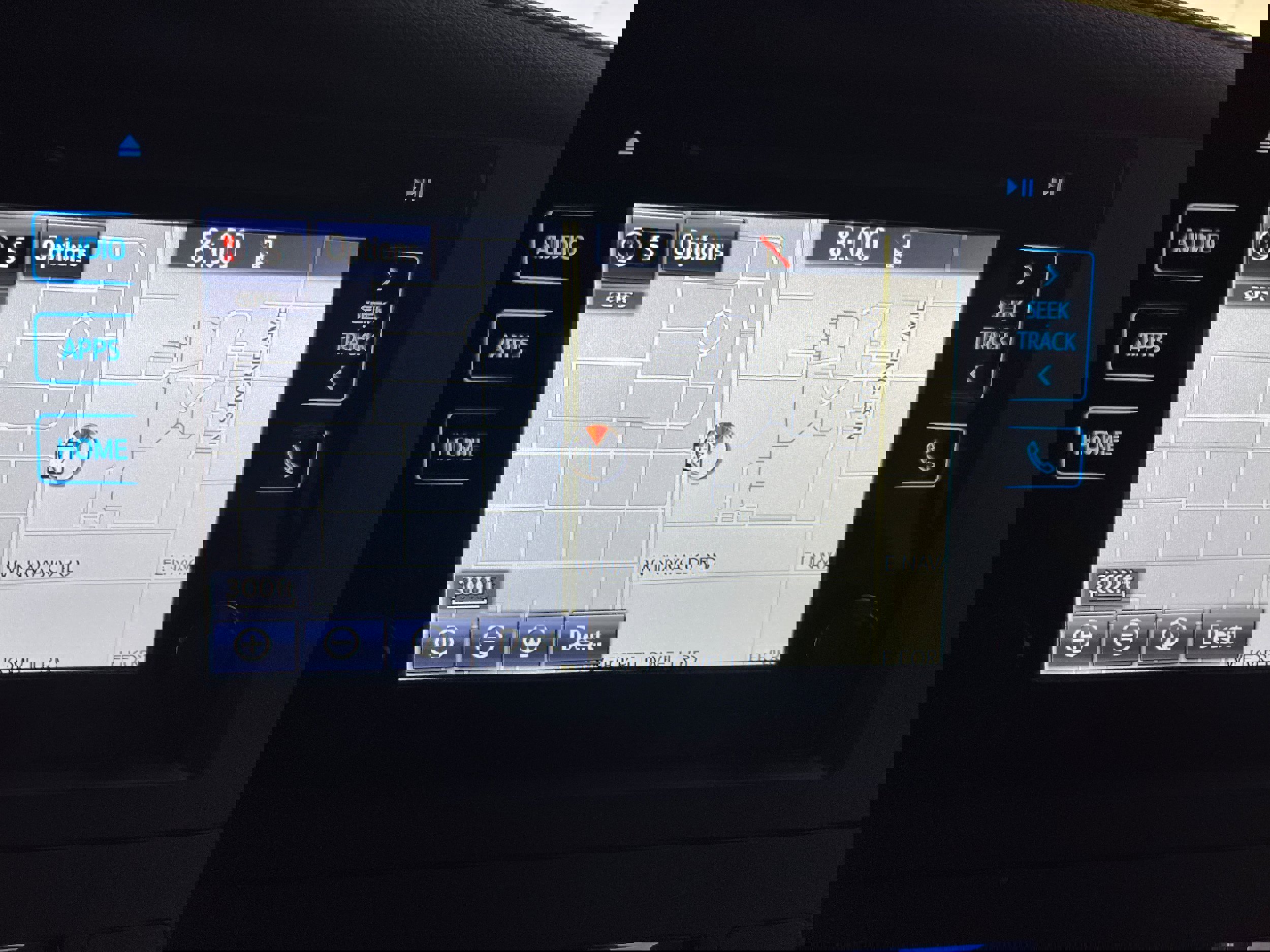 Used 2017 Toyota Sienna XLE image 18