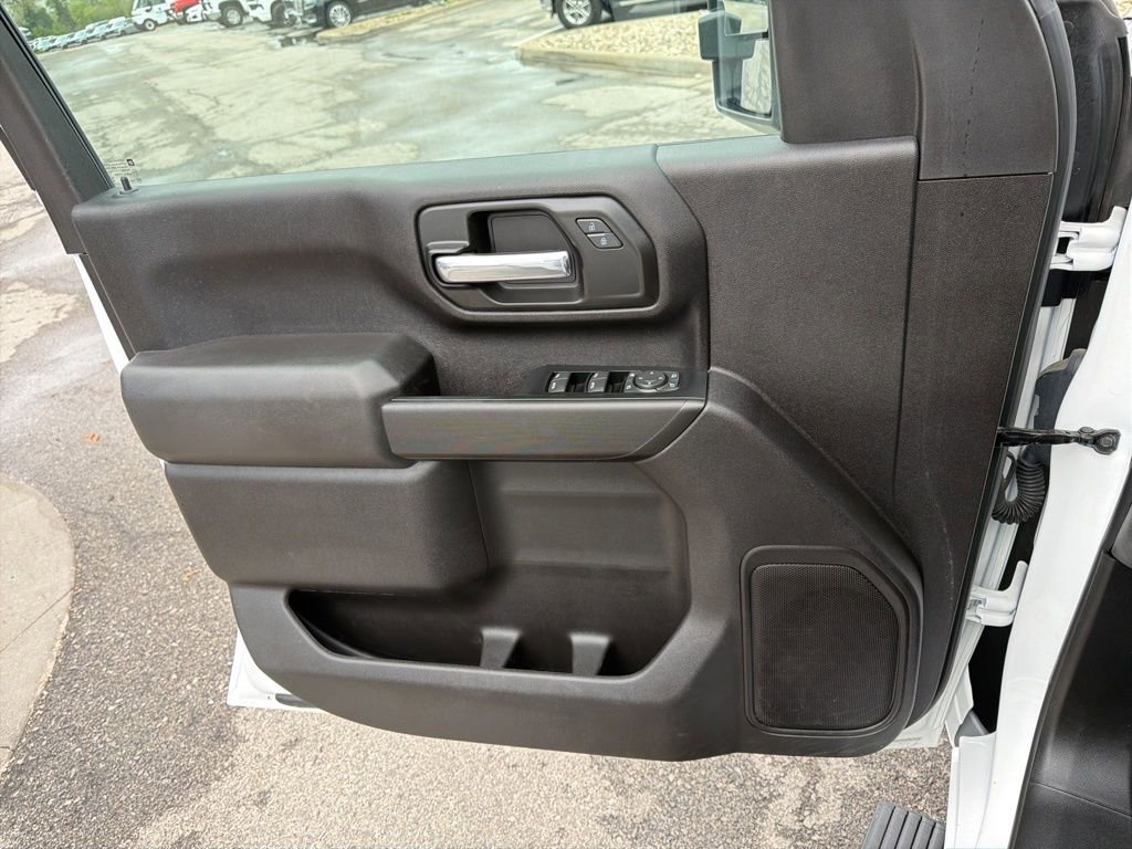 Certified 2024 Chevrolet Silverado 2500 Custom w/ Custom Value Package image 29