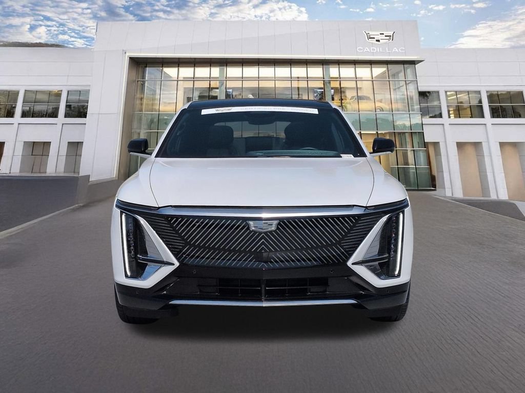 Certified 2024 Cadillac Lyriq Tech RWD video 2