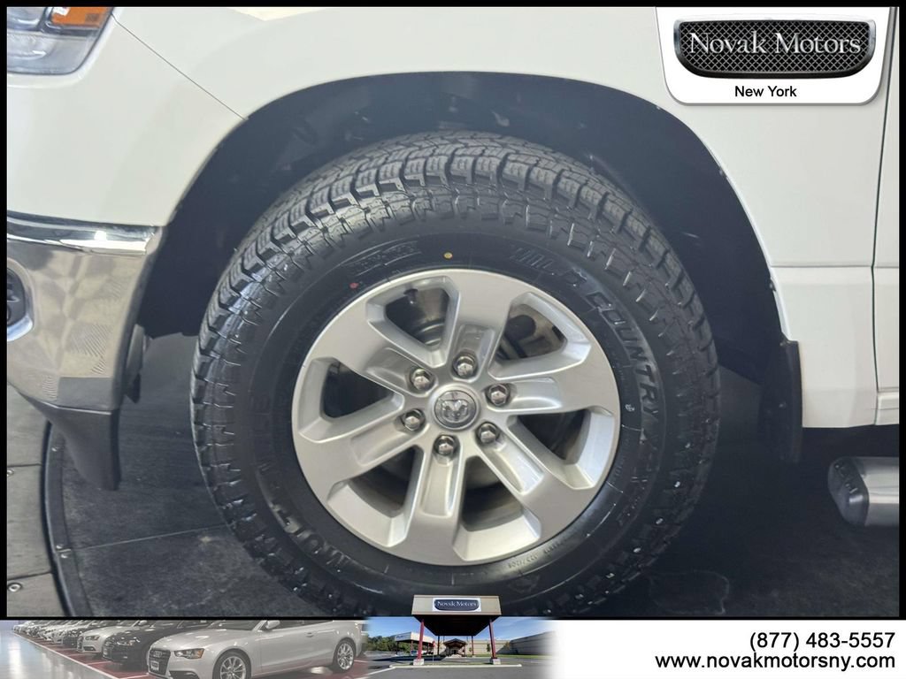 Used 2023 RAM 1500 Laramie AWD/4WD image 5