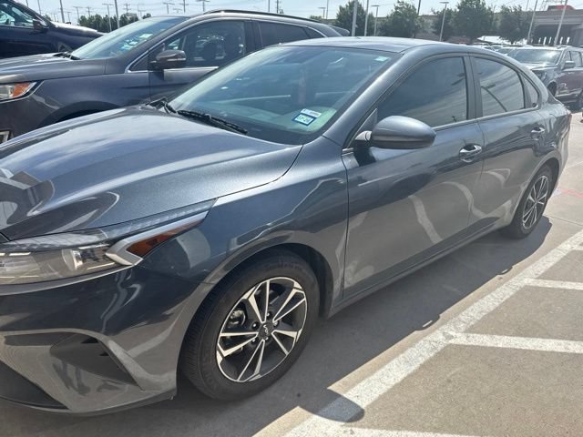 Used 2024 Kia Forte LXS FWD image 2