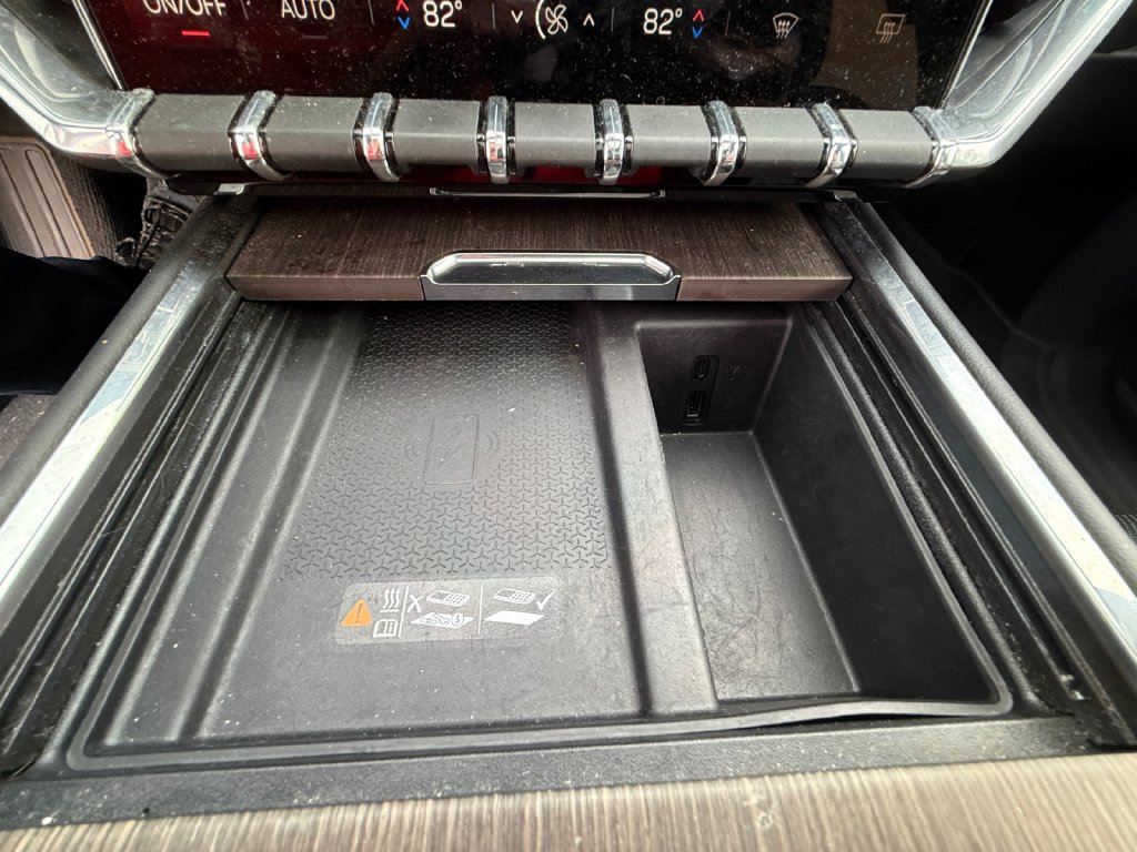 Used 2025 GMC Acadia Denali w/ LPO, Floor Liner Package AWD/4WD image 33