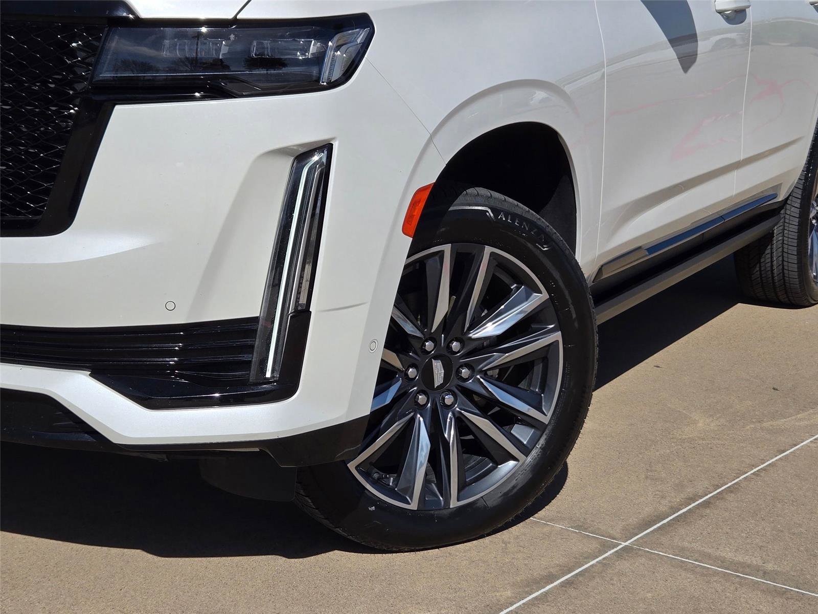 Used 2023 Cadillac Escalade Sport w/ Touring Package image 7